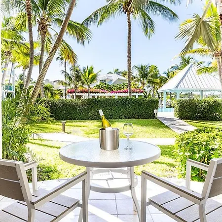 Appartement 1 Bdrm Pool Garden View At The Yacht Club D3
